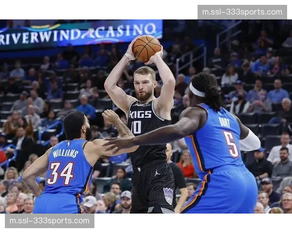 威廉姆斯背伤继续缺阵 公牛前锋至少再休三场